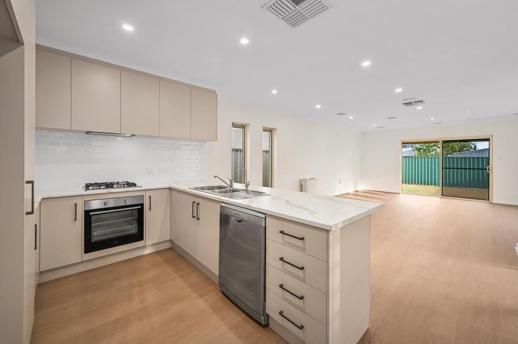 38 Claughton Rd, Largs Bay, SA 5016