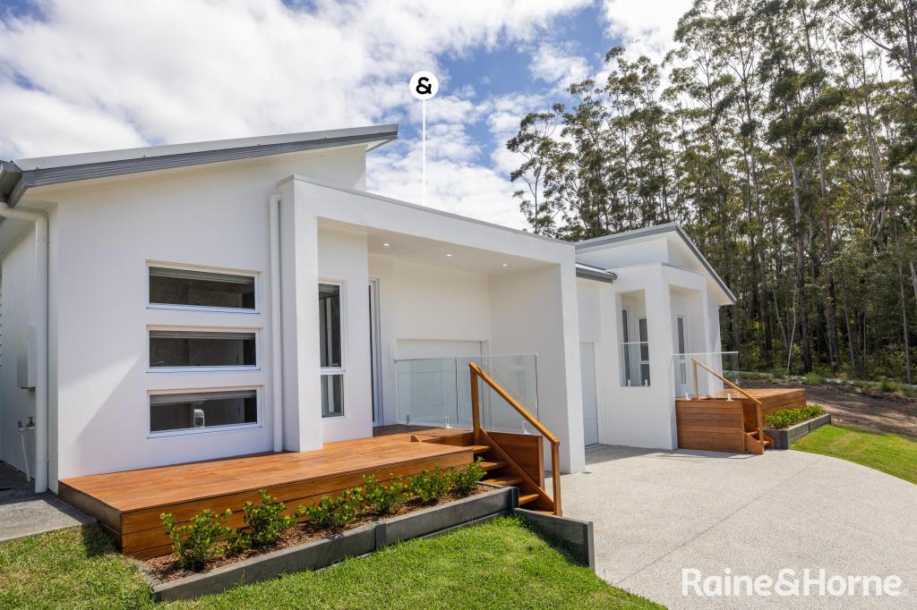 19a Brookwater Cres, Mollymook Beach, NSW 2539