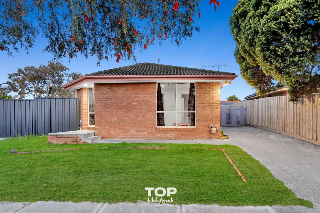 1/2 Filomena Ct, Cranbourne North, VIC 3977