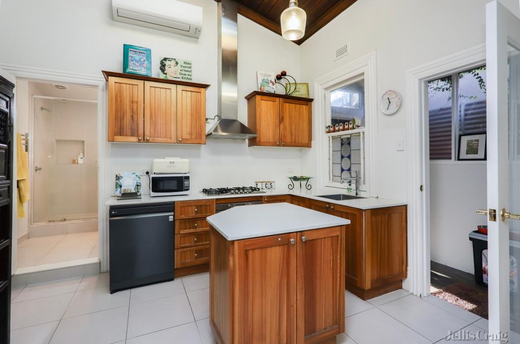 7 Campbell Gr, Northcote, VIC 3070