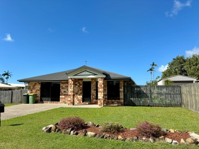 8 Pacific Ave, Sarina, QLD 4737