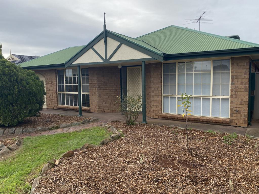 11 Autumn Ave, Craigmore, SA 5114
