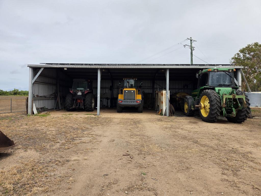 83 Days Rd, Gumlu, QLD 4805