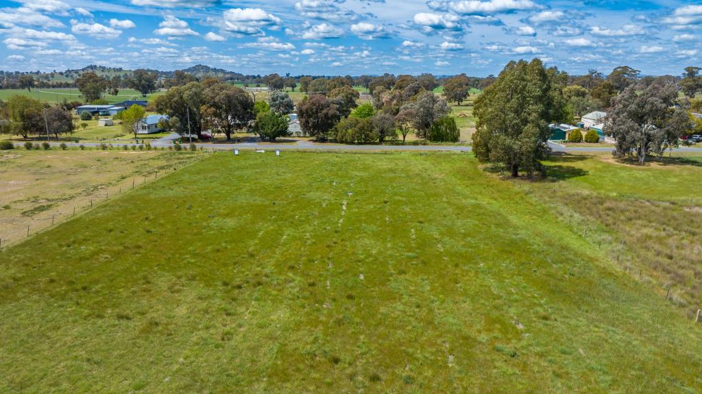 64 Gordon St, Culcairn, NSW 2660