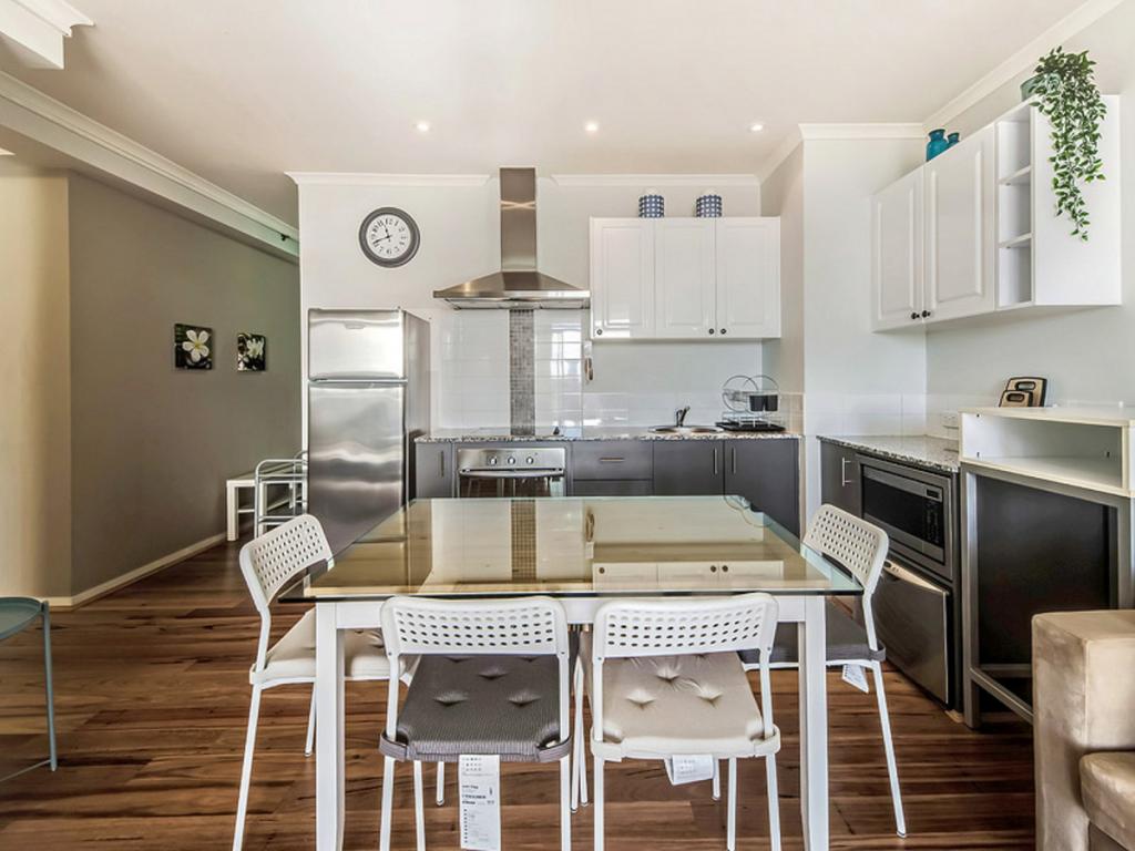 42/996 Hay St, Perth, WA 6000