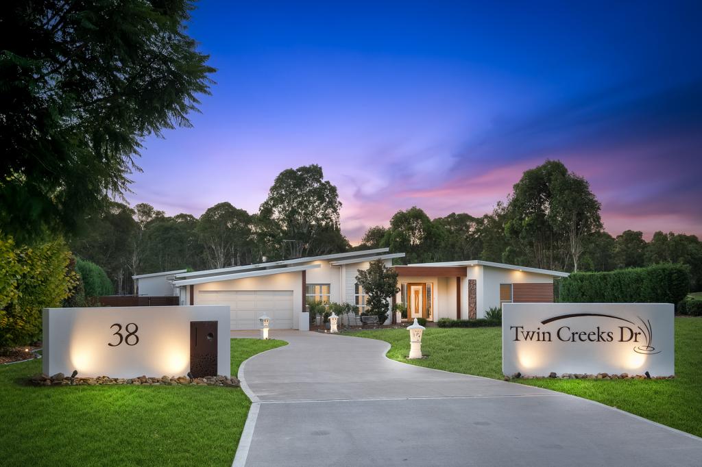 38 Twin Creeks Dr, Luddenham, NSW 2745