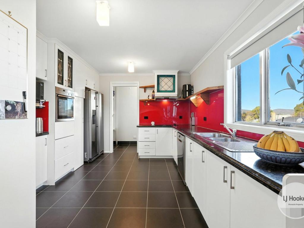 11 Fontain Cir, Rokeby, TAS 7019