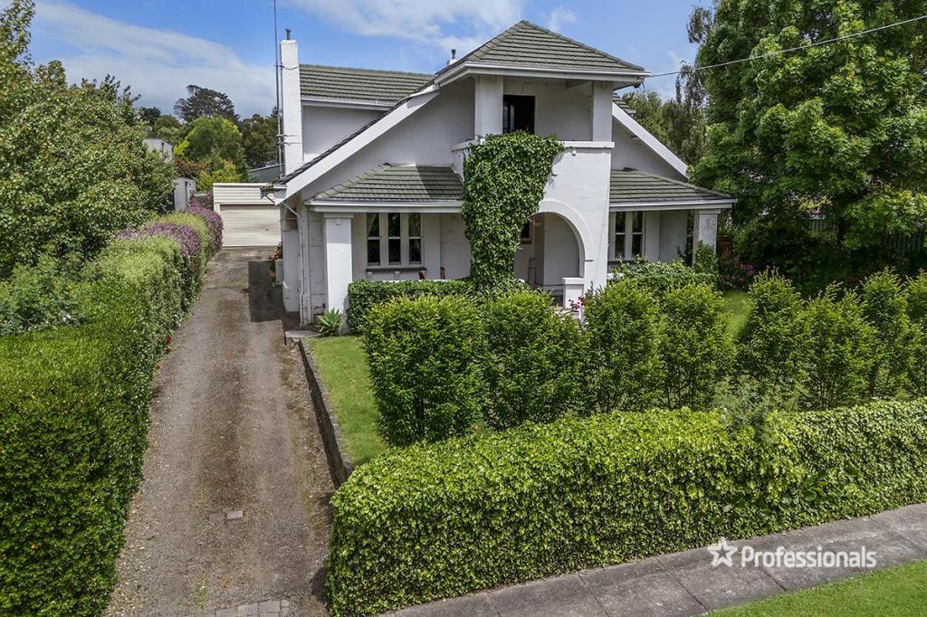 17 Brown St, Hamilton, VIC 3300