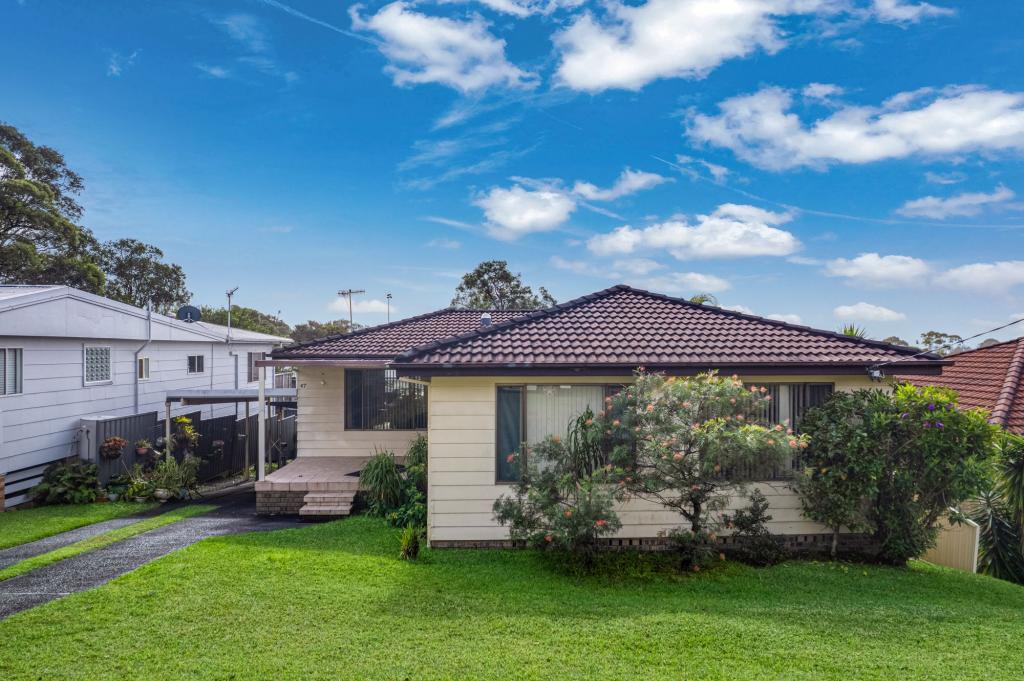 47 Henry Parkes Dr, Berkeley Vale, NSW 2261