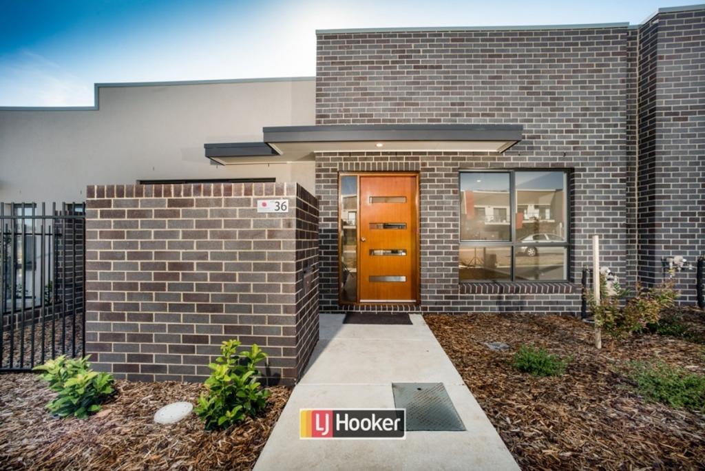 36 Finemore St, Coombs, ACT 2611