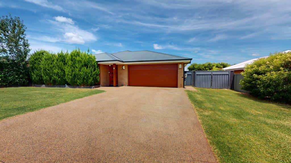 9 Augusta Ave, Dubbo, NSW 2830