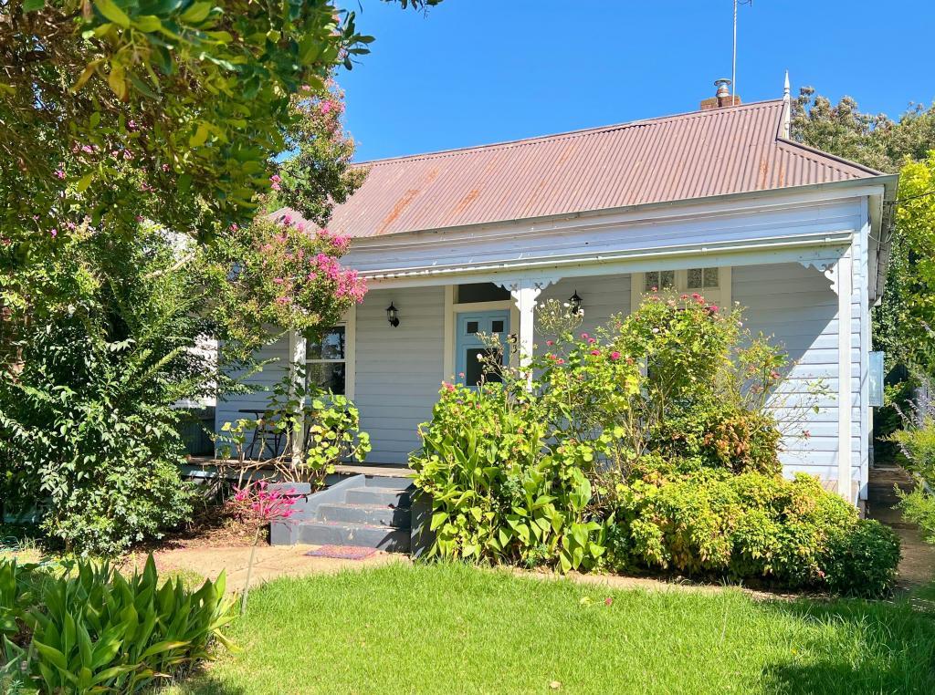 53 Wombat St, Young, NSW 2594