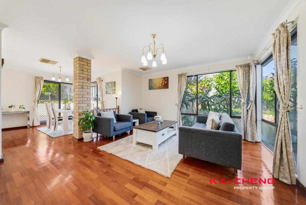365 Summerlakes Pde, Ballajura, WA 6066