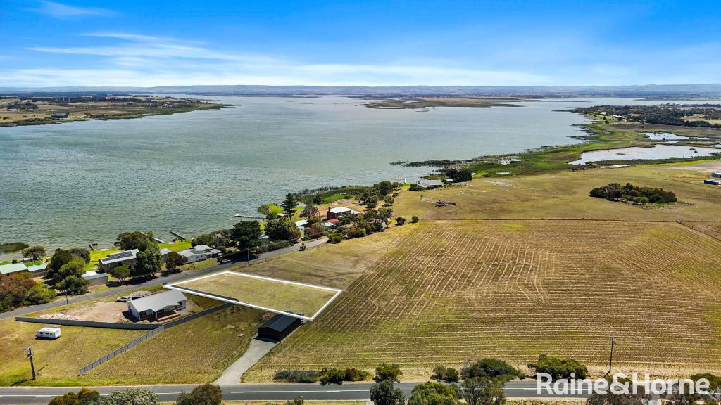 6 Finniss St, Clayton Bay, SA 5256