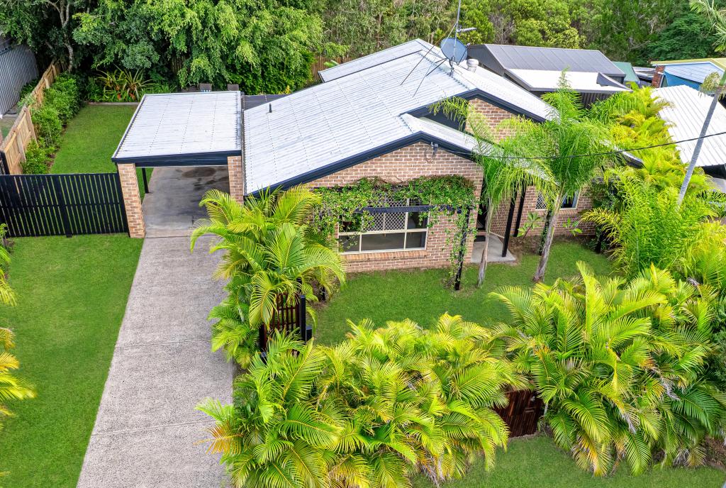 4 Whittaker Cl, Urangan, QLD 4655