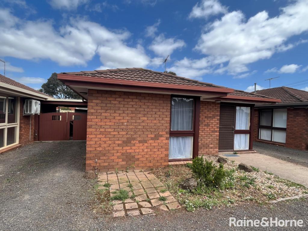 2/45 Staughton St, Melton South, VIC 3338