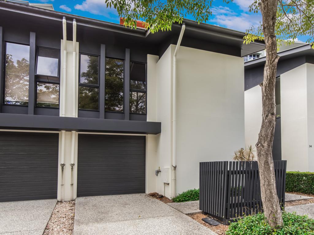 35 Easthill Dr, Robina, QLD 4226