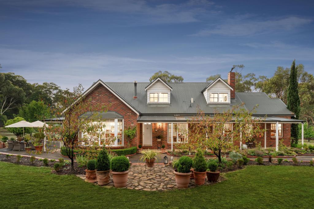 5 STRAWHORN CT, KYNETON, VIC 3444