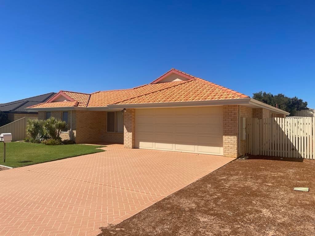 10 Colonen St, Wandina, WA 6530