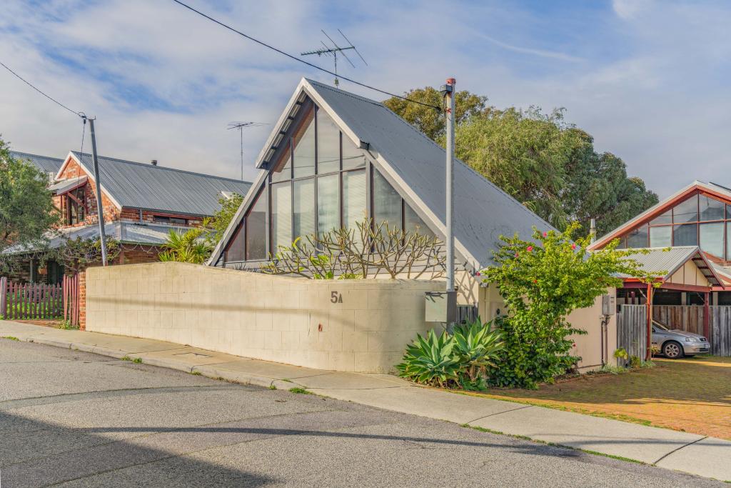 5a Martha St, Beaconsfield, WA 6162