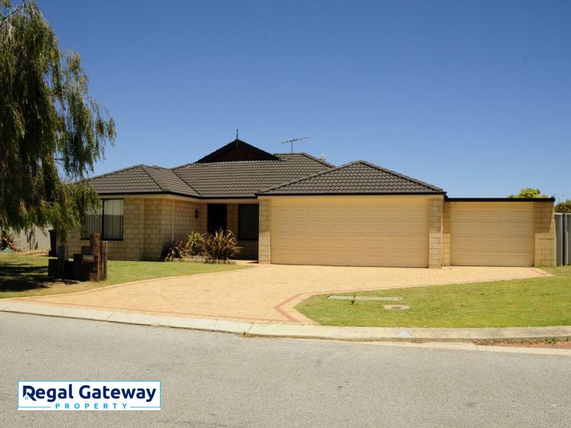 24 Chinchilla Pkwy, Port Kennedy, WA 6172