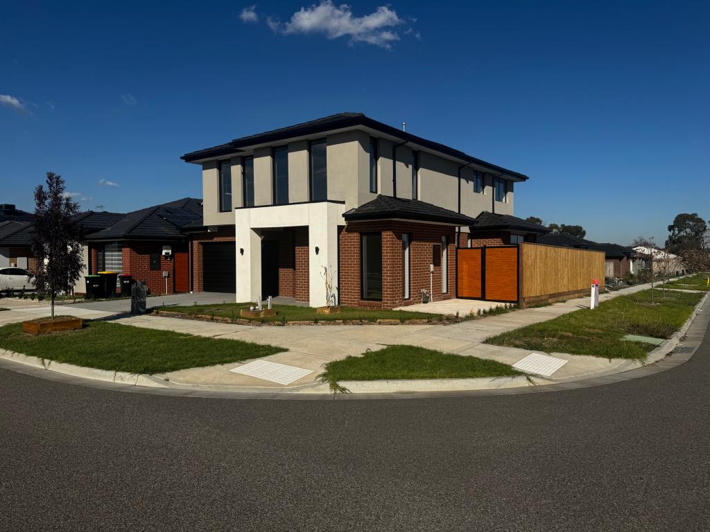 17 EGRET ST, BEVERIDGE, VIC 3753