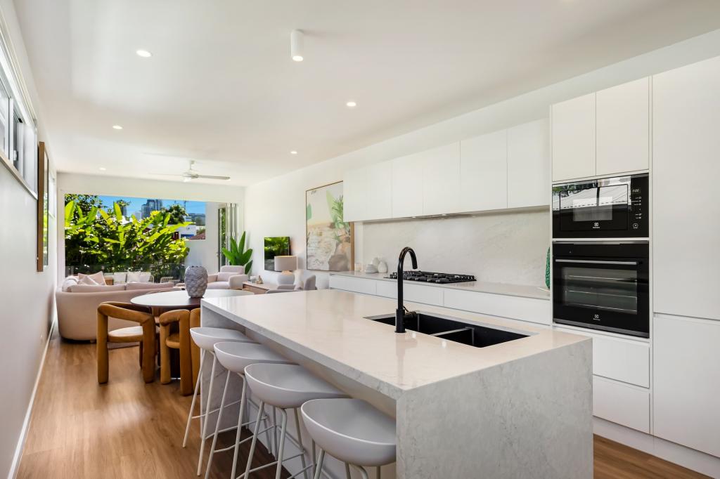 5a Bondi Ave, Mermaid Beach, QLD 4218