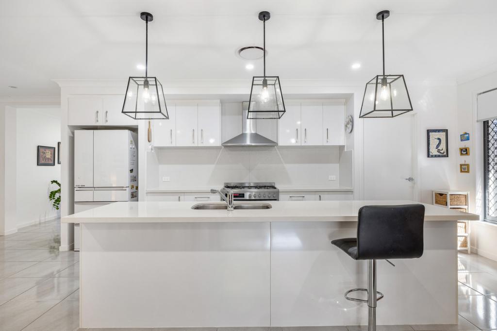 37 Majestic Cct, Thornlands, QLD 4164