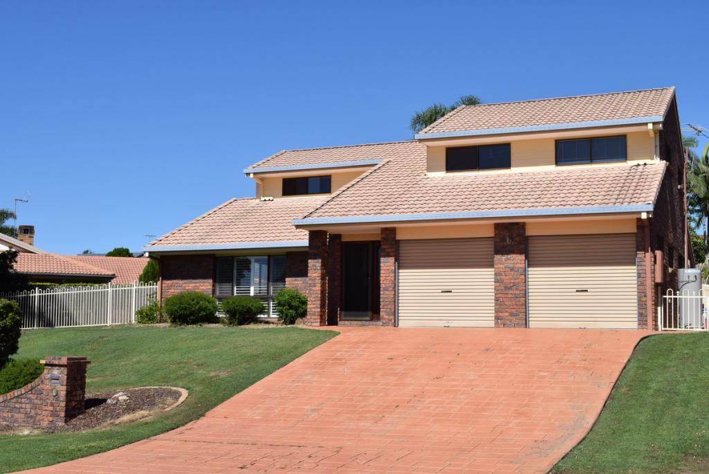 26 Gleneagles Cres, Albany Creek, QLD 4035