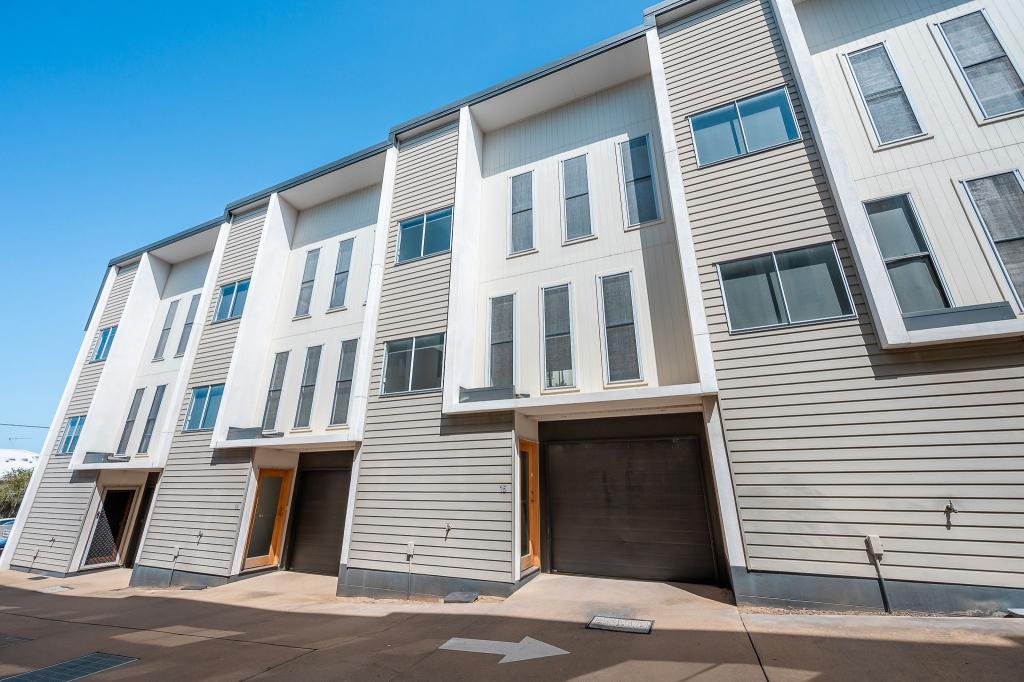15/7 View St, West Gladstone, QLD 4680