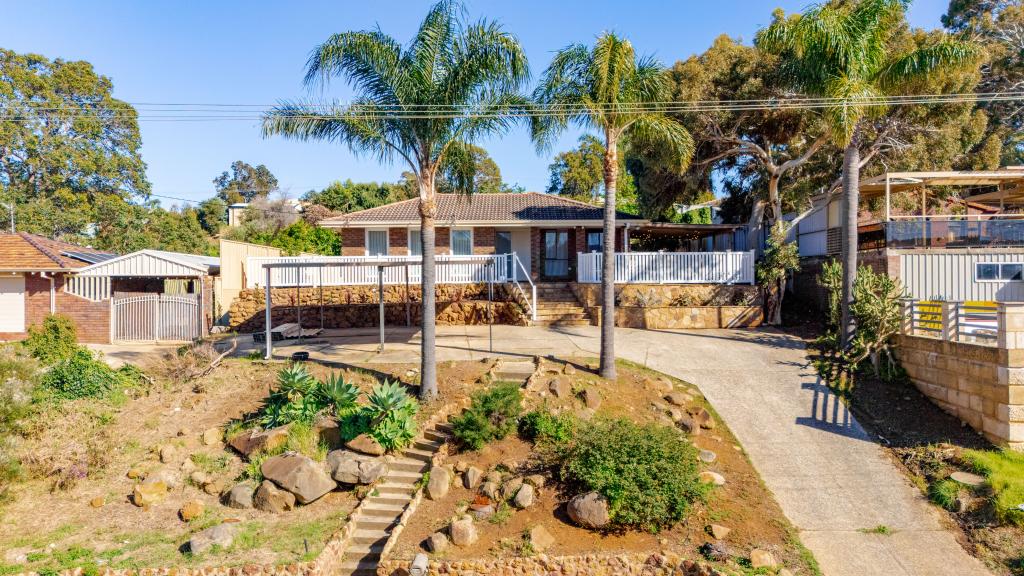 11 Barranduna Dr, Mount Nasura, WA 6112