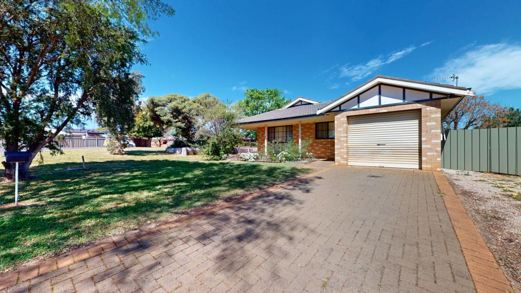 52 TWICKENHAM DR, DUBBO, NSW 2830