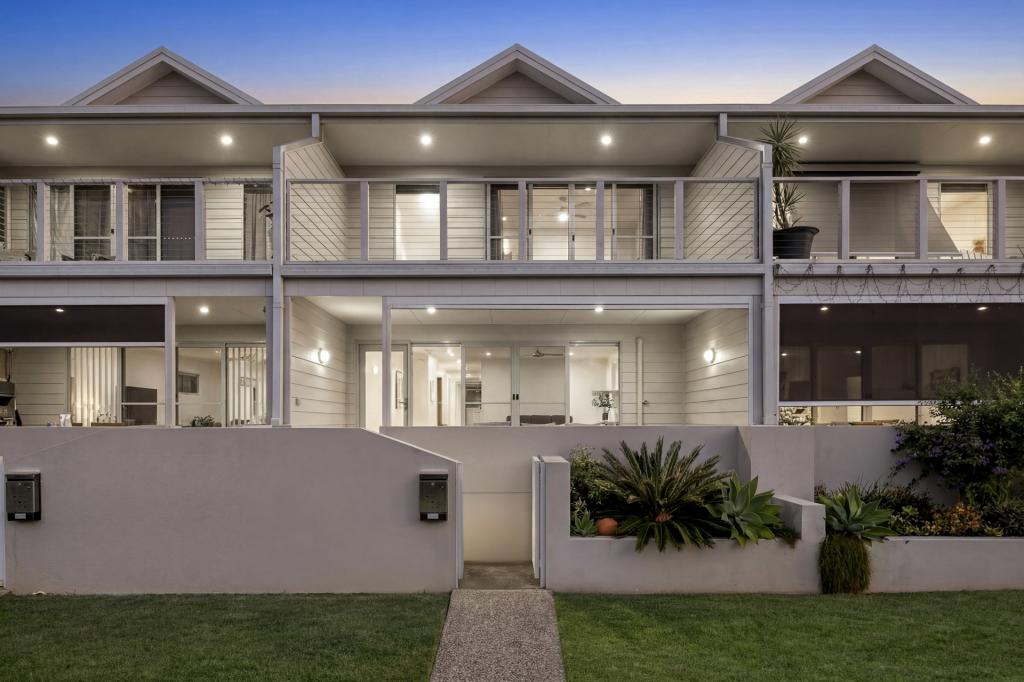 6/7 Fawcett St, Woolgoolga, NSW 2456