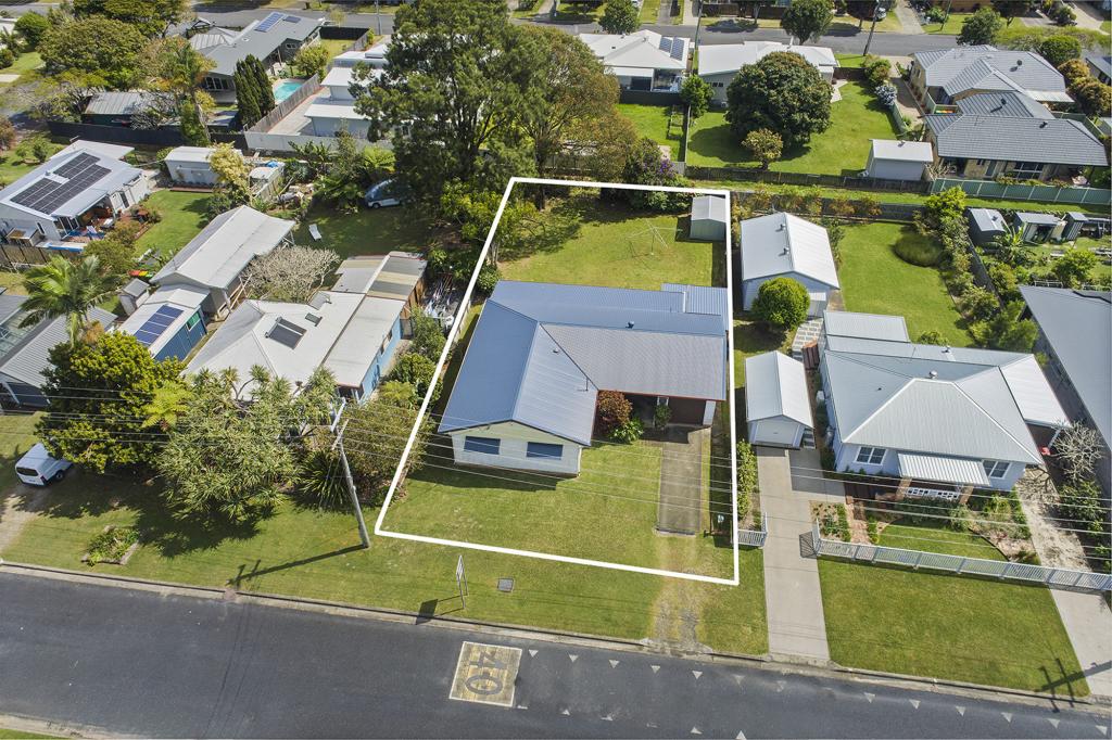 5 Thirteenth Ave, Sawtell, NSW 2452