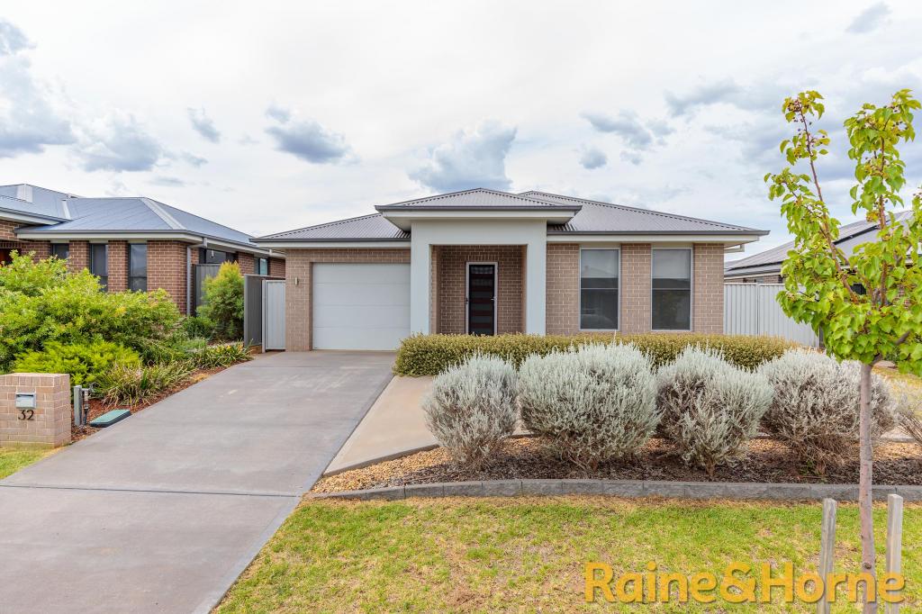 32 Bradford Cct, Dubbo, NSW 2830