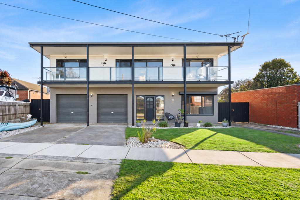 16 Horne Ave, St Leonards, VIC 3223