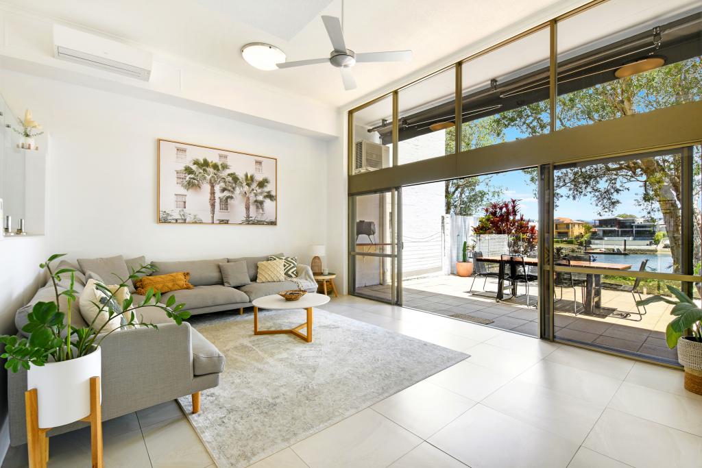 33/7 Campbell St, Bundall, QLD 4217