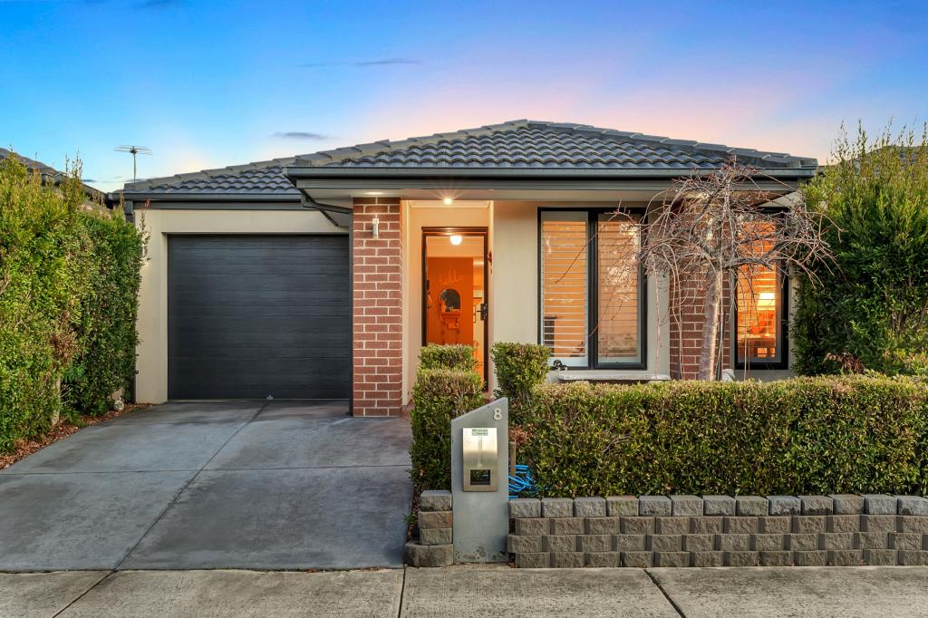 8 Collinson Way, Officer, VIC 3809
