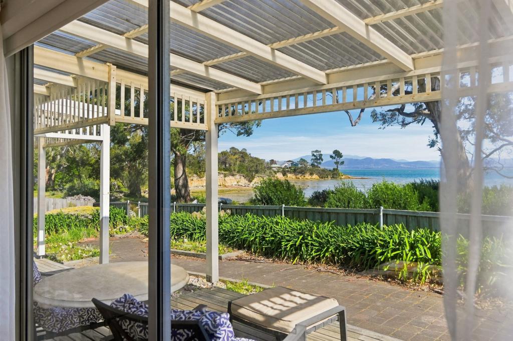 13 First Ave, Dodges Ferry, TAS 7173