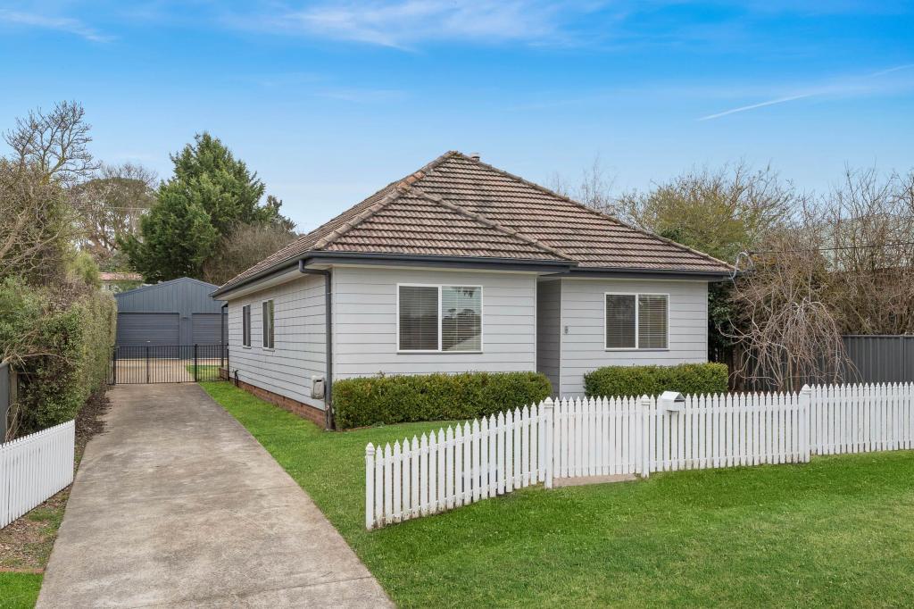 8 Oram St, Crookwell, NSW 2583