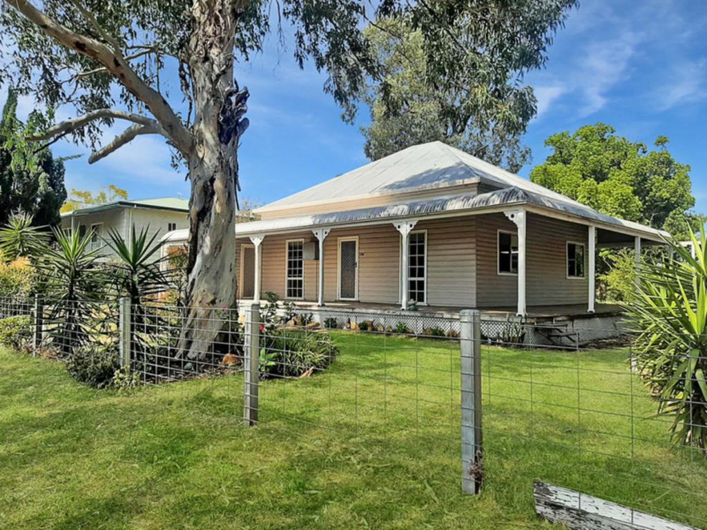 4 Peele St, Narrabri, NSW 2390
