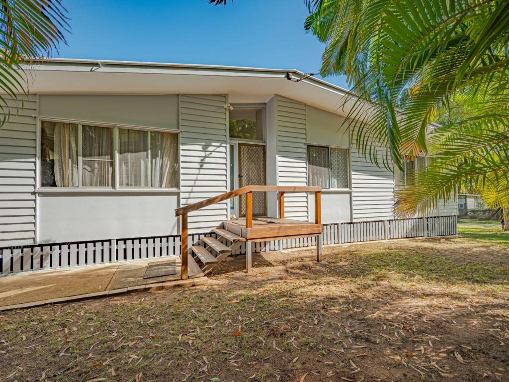 2-4 Kao Rd, Russell Island, QLD 4184