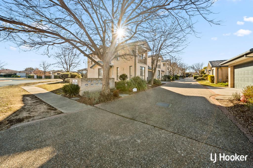 2/60 Benaroon Cct, Amaroo, ACT 2914