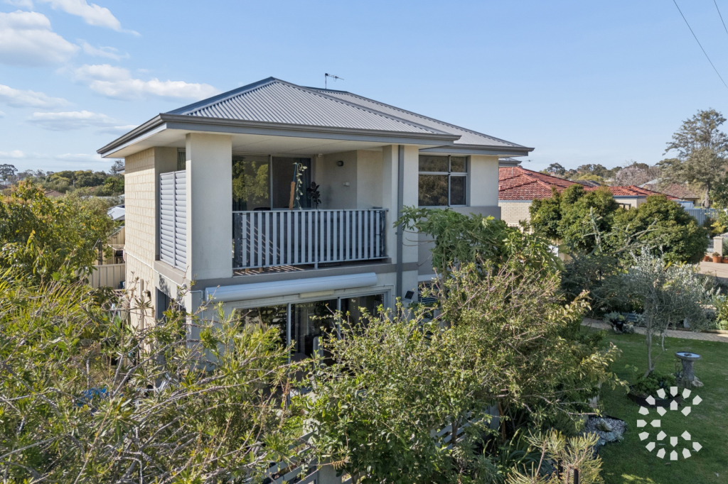4c Stratton St, Hamilton Hill, WA 6163
