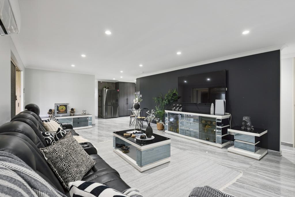 13 Niger Pl, Beechboro, WA 6063