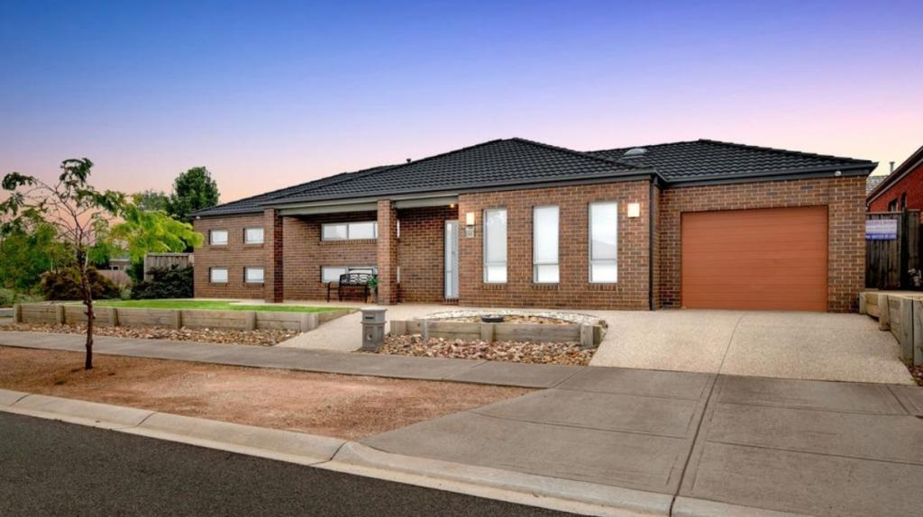 42 Ormonde Esp, Harkness, VIC 3337