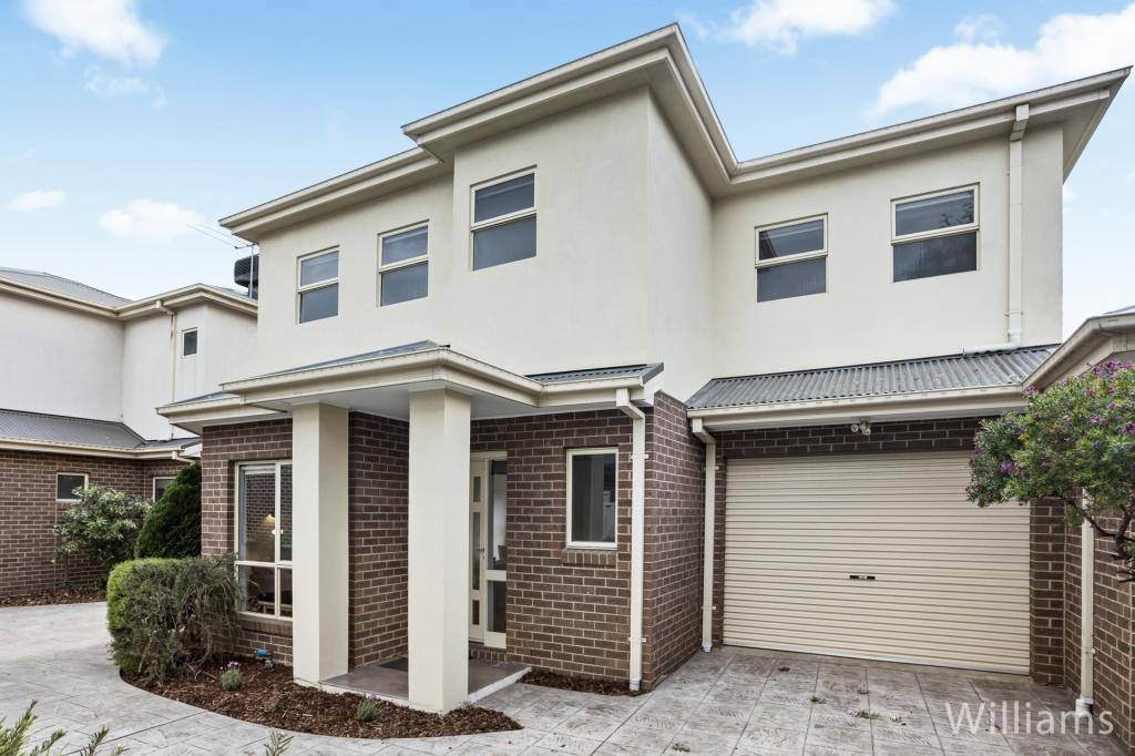 2/86 Gordon St, Newport, VIC 3015