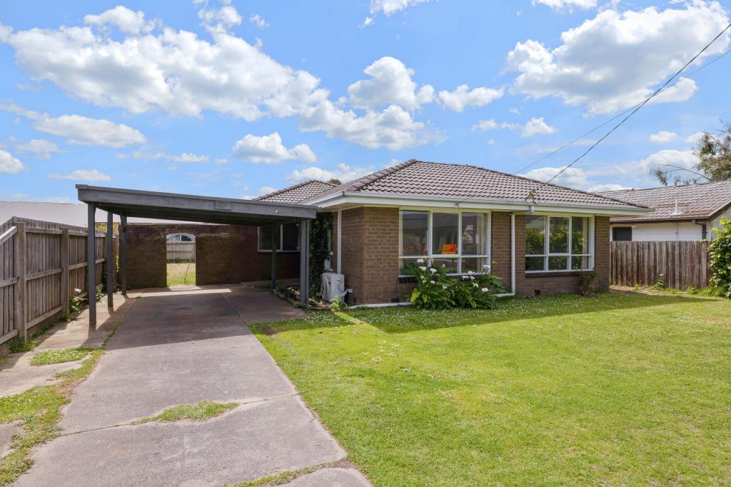 18 St Georges Rd, Cowes, VIC 3922