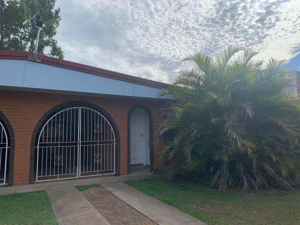 1/4 Bruigom St, Norman Gardens, QLD 4701