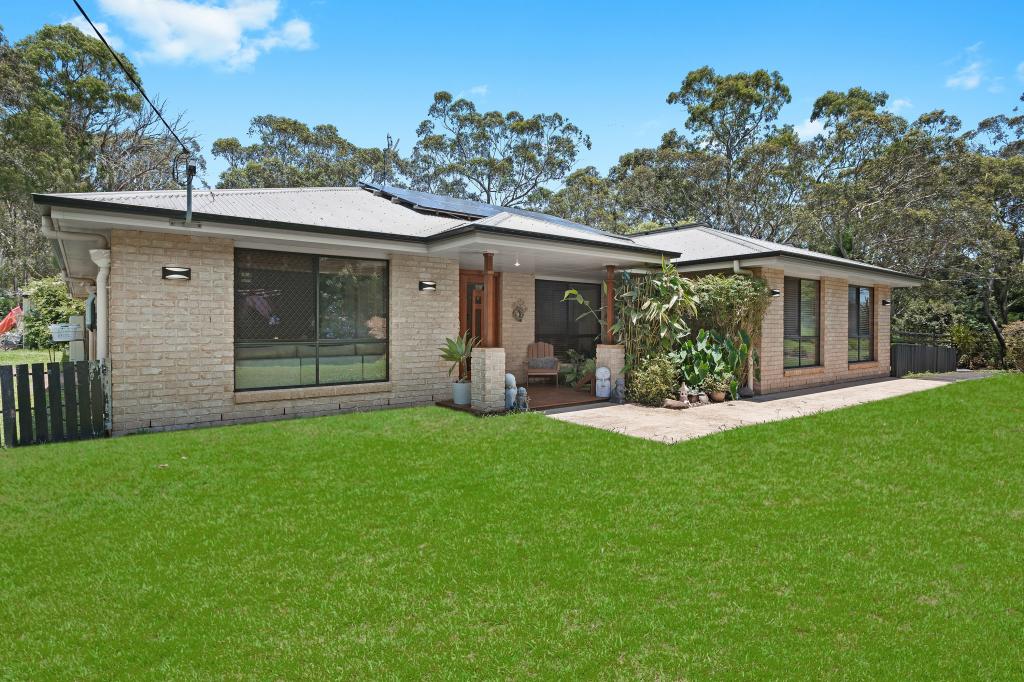 11 Woolmer Rd, Highfields, QLD 4352